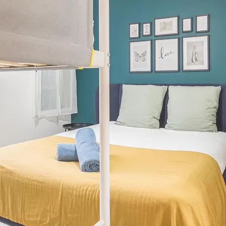 Апартаменты L'elegance Troyenne - Prox De